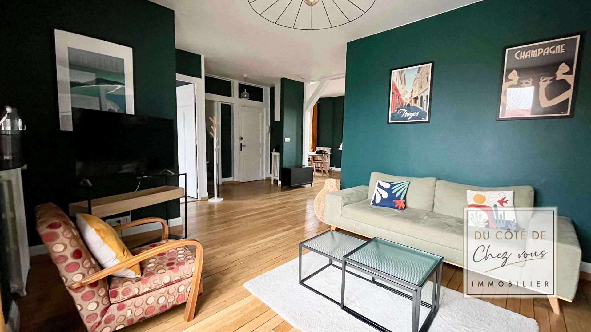 Superbe duplex rénové de 120 m2 à 2 minutes du Bouchon de Champagne, cœur de Troyes